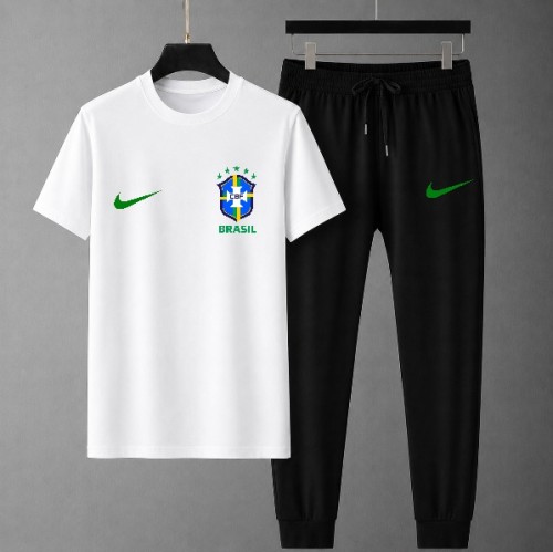 Mash T-Shirt and Trouser Set for men's